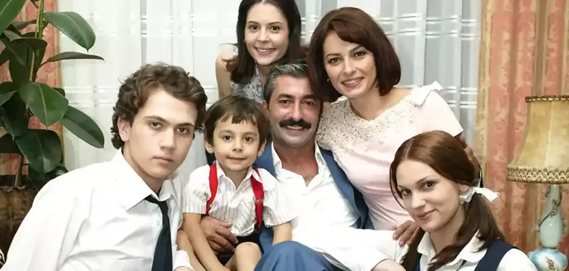 Öyle Bir Geçer Zaman ki: Aile, Fedakarlık ve Zamana Direniş